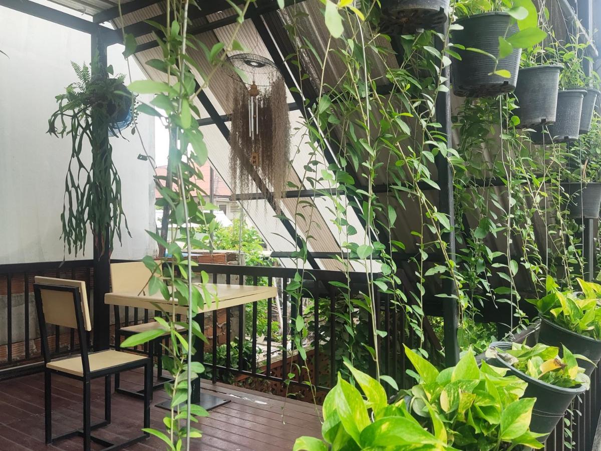 Nai Wiang Poshtel Hostel Chiang Mai Exterior photo