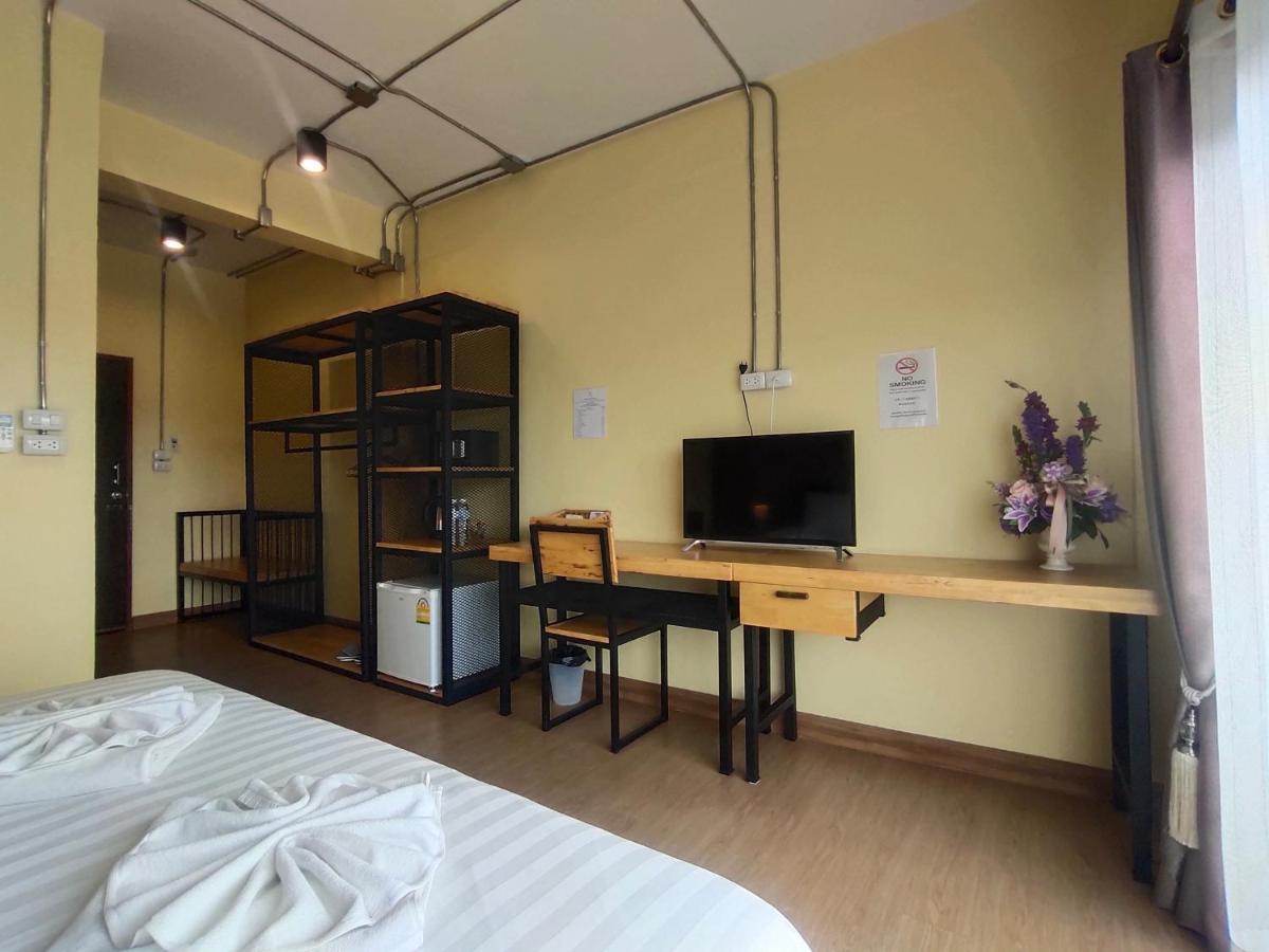 Nai Wiang Poshtel Hostel Chiang Mai Exterior photo