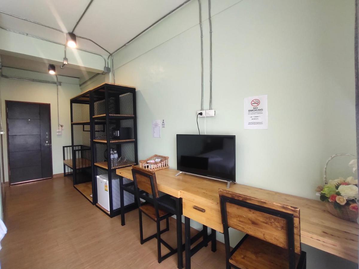 Nai Wiang Poshtel Hostel Chiang Mai Exterior photo