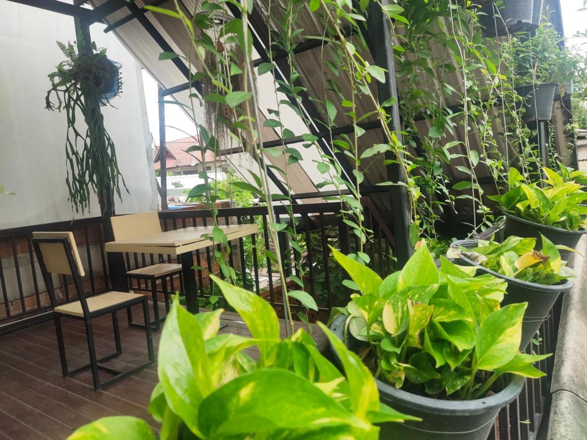 Nai Wiang Poshtel Hostel Chiang Mai Exterior photo